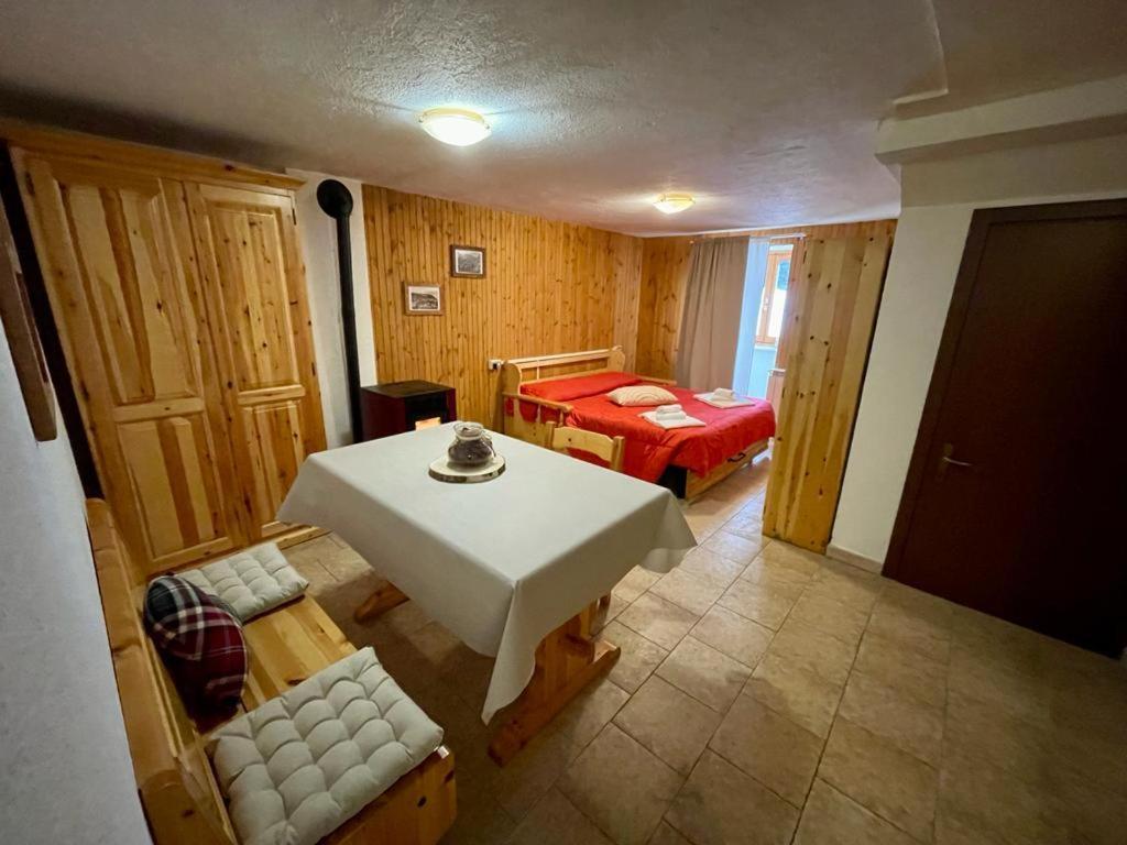 Apartamento Bouque Georgeoline Rhêmes-Notre-Dame Exterior foto