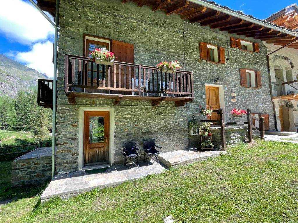Apartamento Bouque Georgeoline Rhêmes-Notre-Dame Exterior foto